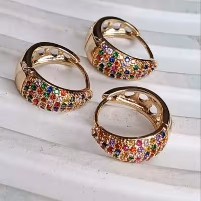 گوشواره دایره کوچک نگین رنگی دار مارک fashion