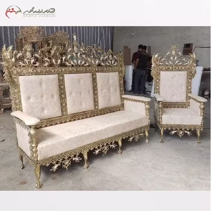 مبل 7 نفره مدل سیمرغ تاج دار برنزی پر نقش