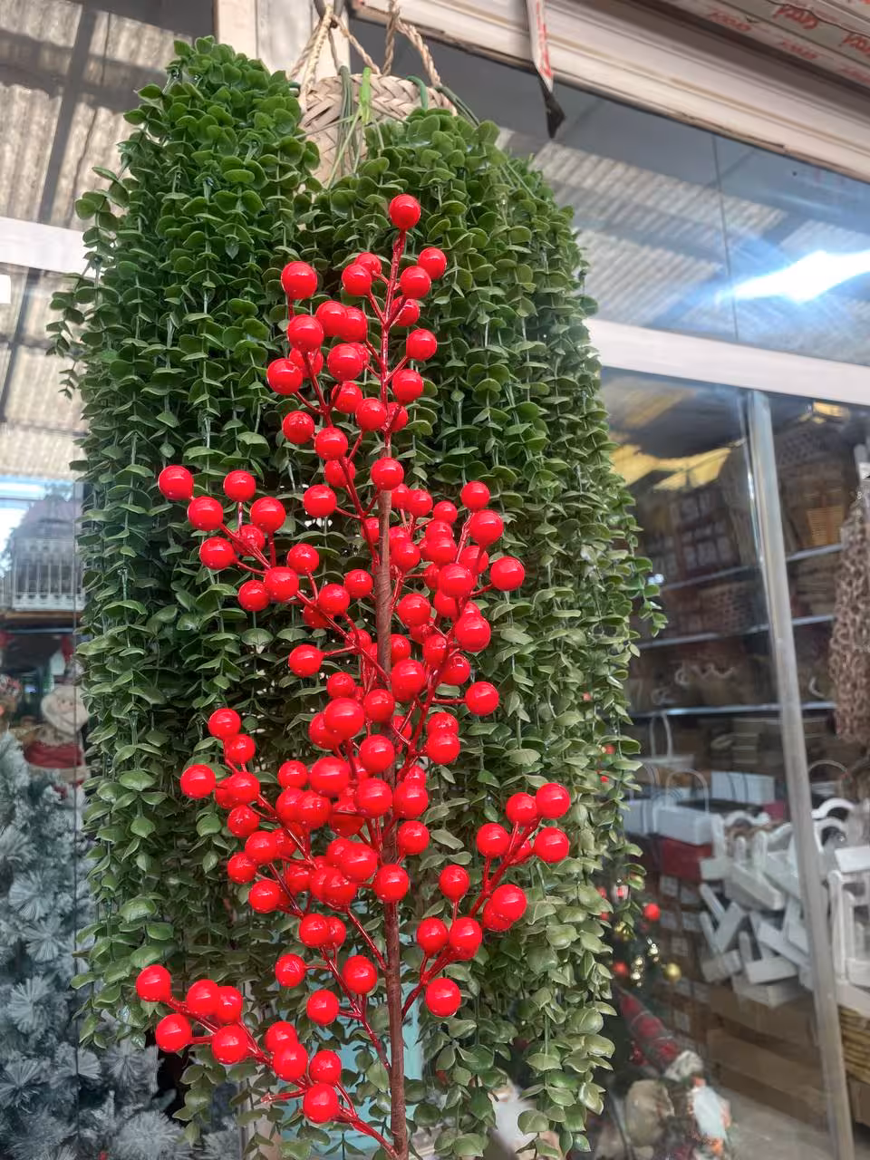 شاخه کریسمسی تزیینی(گوی قرمز)