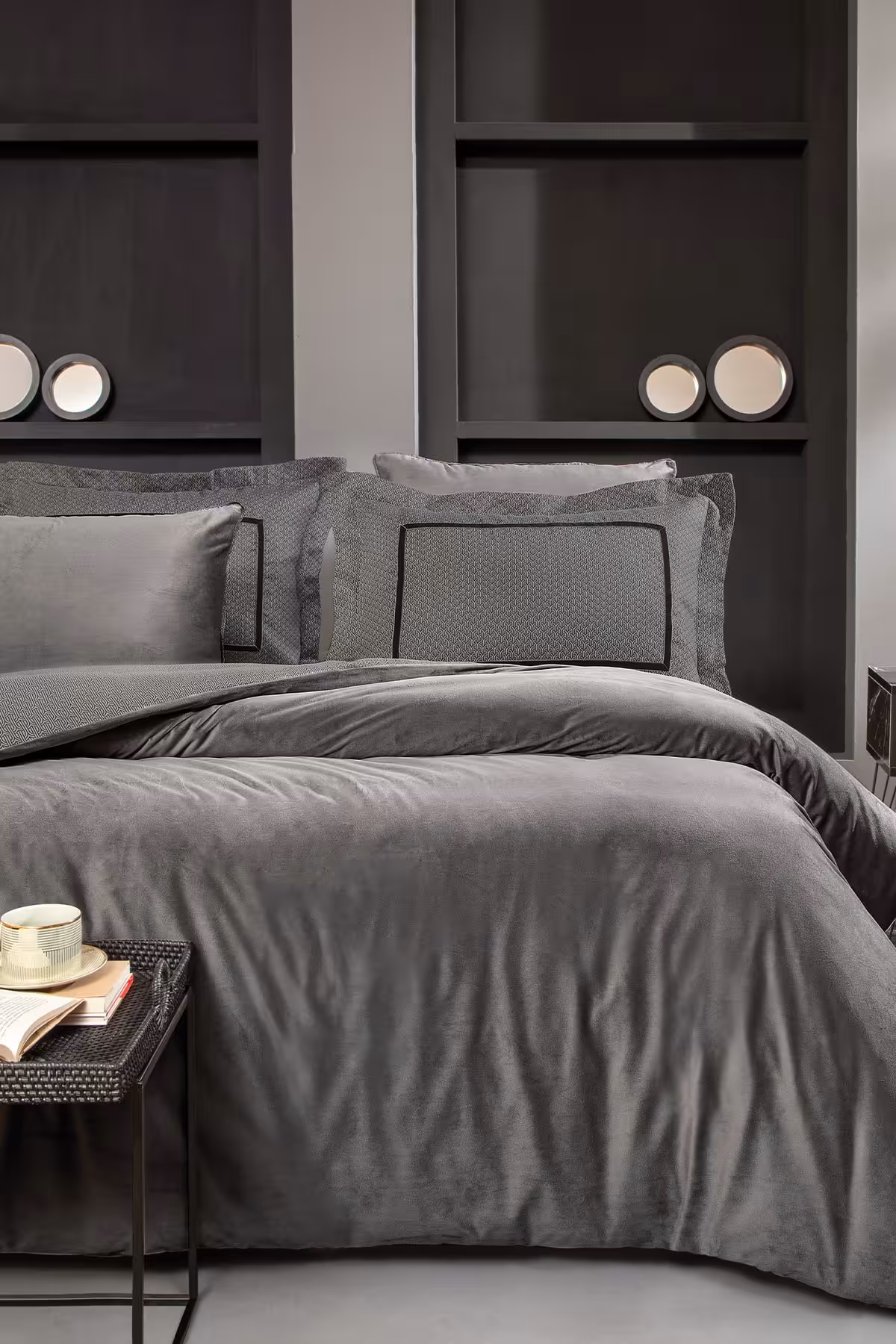 ست رو تختی 2 نفره خاکستری مخمل یاتاش مدل Pietro کد 1532539