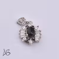 گردنبند یا مدالی نقره اصل زنانه نگین اسموکی کوارتز سبک و ظریف آقابزرگ کد Med123