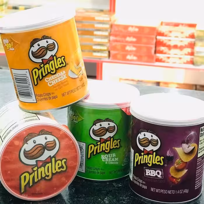 چیپس پرینگلز 2بسته 40گرمی محصول امریکا  2طعم به انتخاب شما تضمین اصالت کالا 