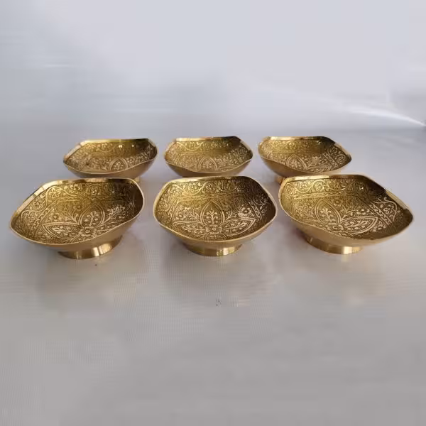 ست پیاله آجیل خوری برنجی هندی مناسب هفت سین ارتفاع 4 قطر 10 سانتی متر کد 110359