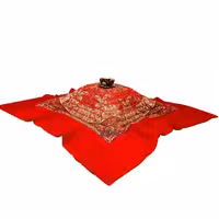 لحاف کرسی دست دوز ترمه طرح شاهسوند رنگ قرمز