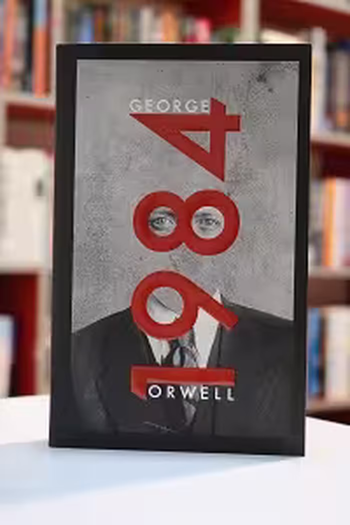Nineteen Eighty-Four 1984 اثر George Orwell