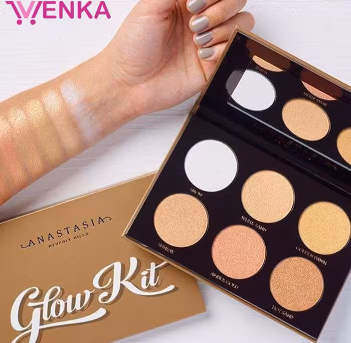 پالت هایلایتر و برنزه کننده گلو کیت اولتیمیت گلو آناستازیا