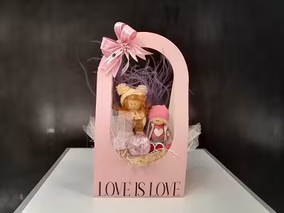 باکس چوبی کادویی عروسک روسی دختر صورتی و قهوه ای