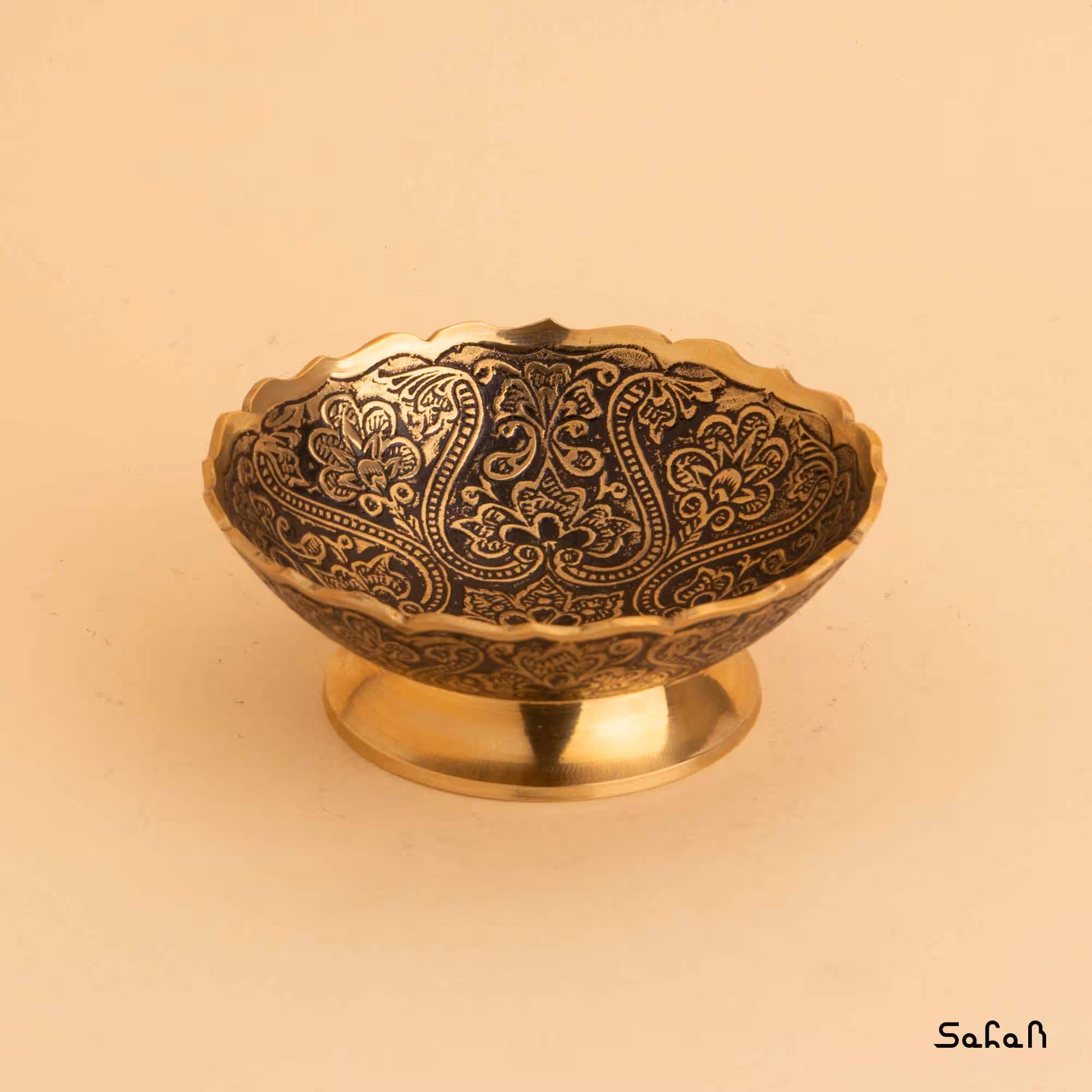 کاسه برنجی میناکاری دو رو مدل آمبوس