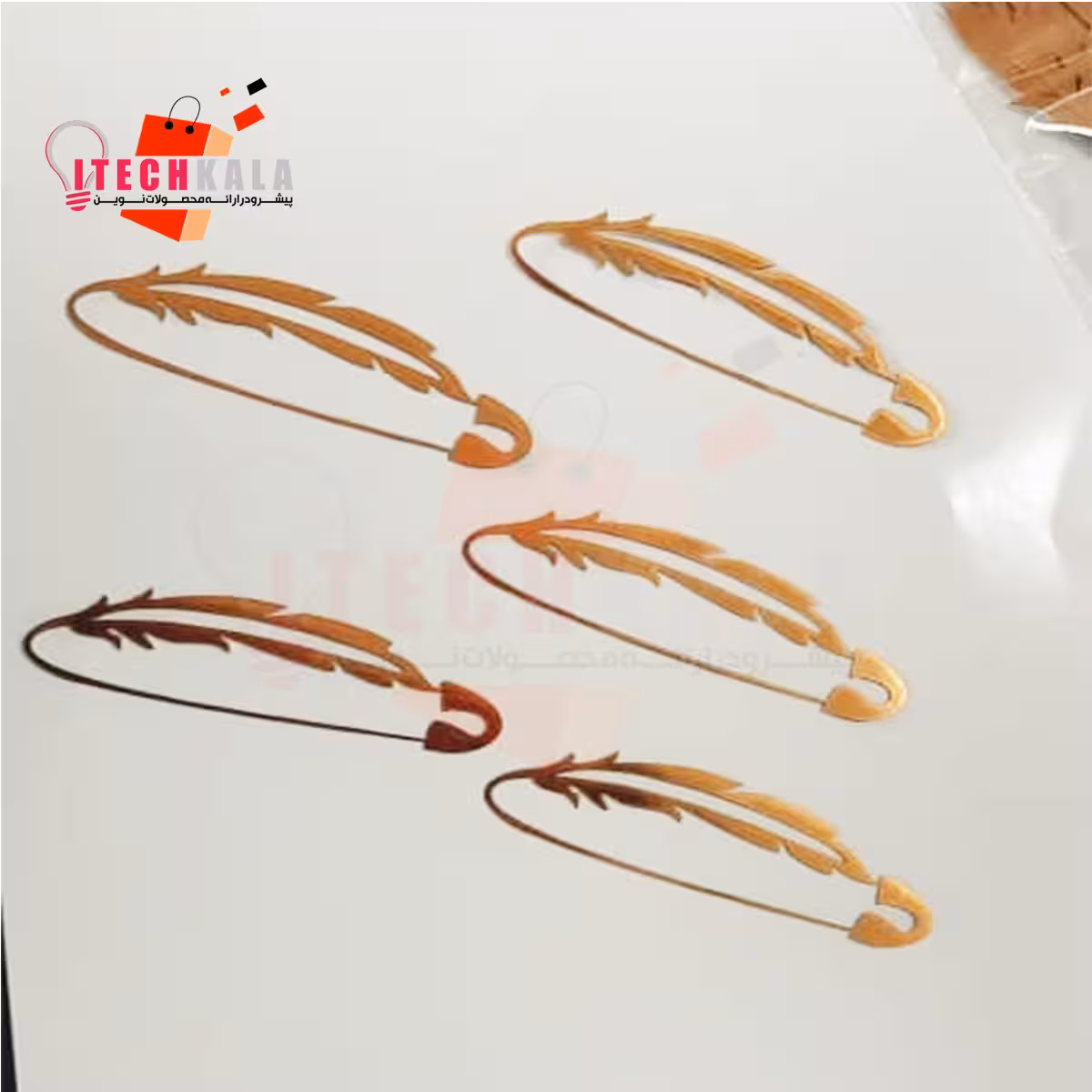 ورق مقوایی طلایی (سنجاق 5 عددی)