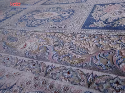 فرش ماشینی زمرد مشهد طرح 50002 زمینه آبی تیره