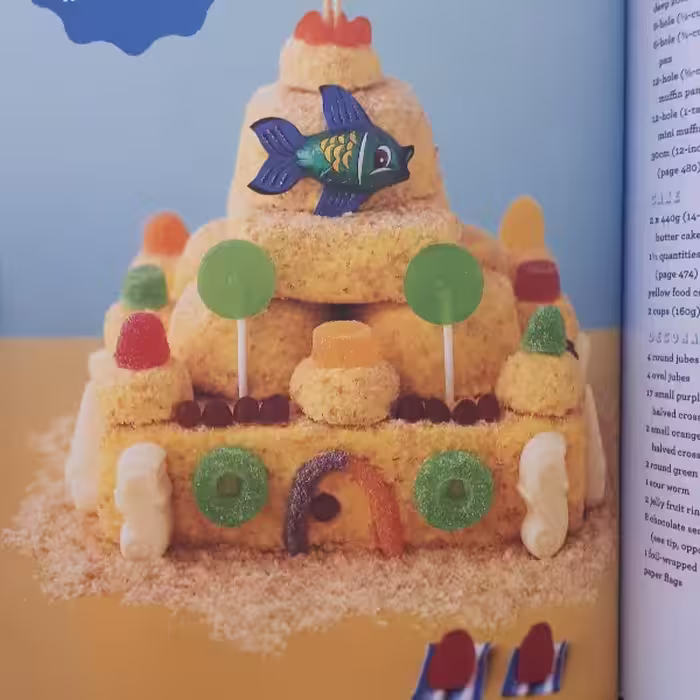 كتاب Best-ever Kids Cakes اثر جمعي از نويسندگان انتشارات Womens Weekly