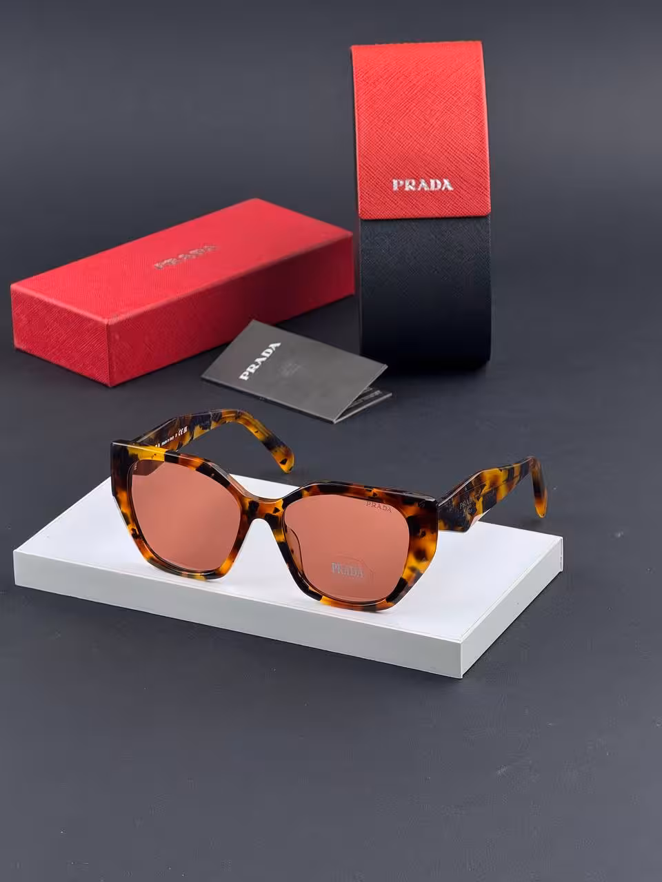 عینک آفتابی پرادا مدل PR19Zs