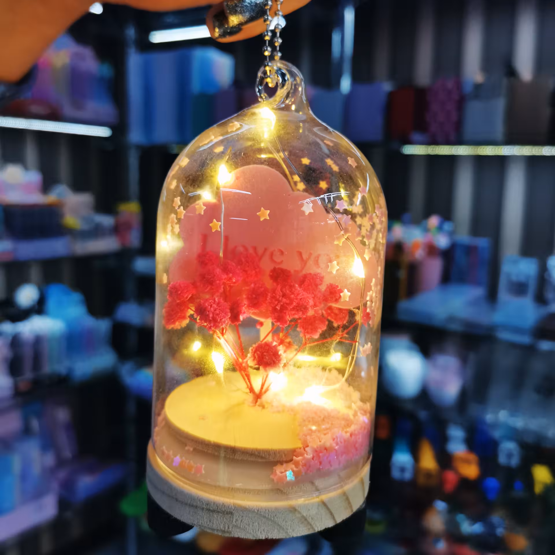 حباب شیشه ای درختی عاشقانه چراغ دار  در سه رنگ مختلف