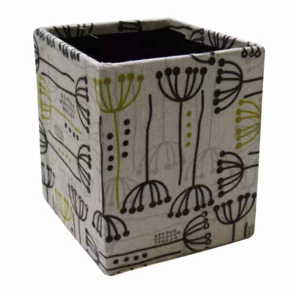 ماسیس جعبه رومیزی 13*10 زمینه سفید طرح دار