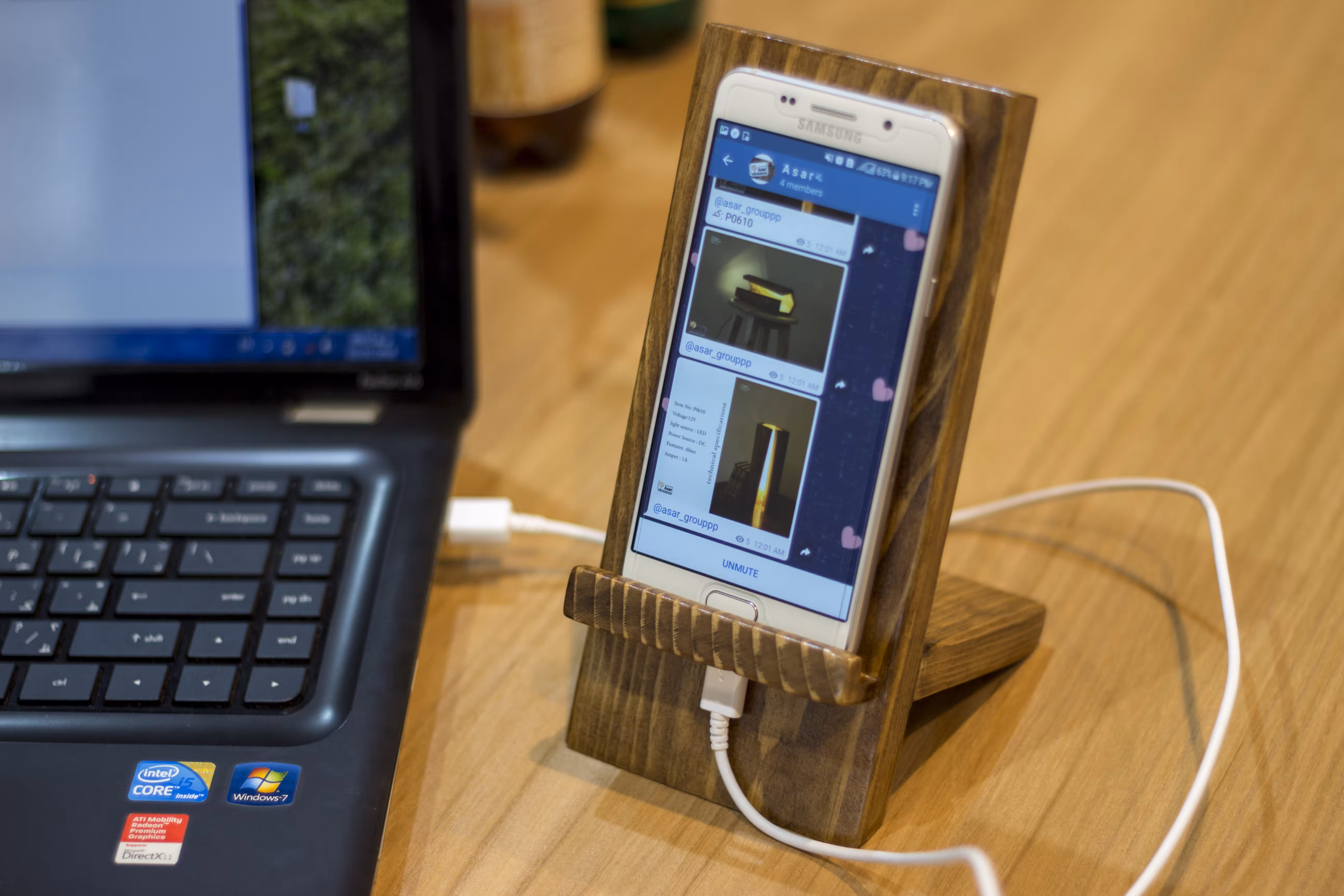 پايه نگهدارنده چوبی موبايل کد P1210