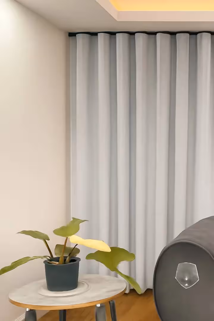 پرده مینیمال مخمل ساده طوسی روشن کد 27