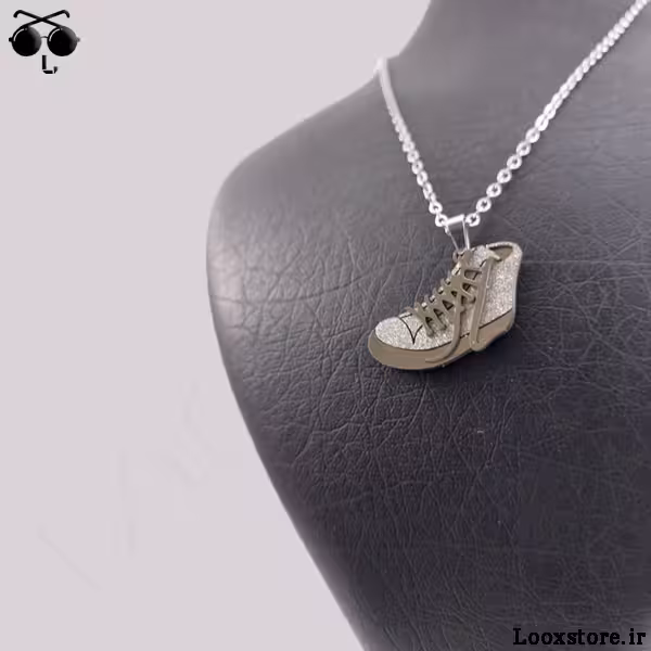 گردنبند کفش کتونی جذاب و زیبا استیل