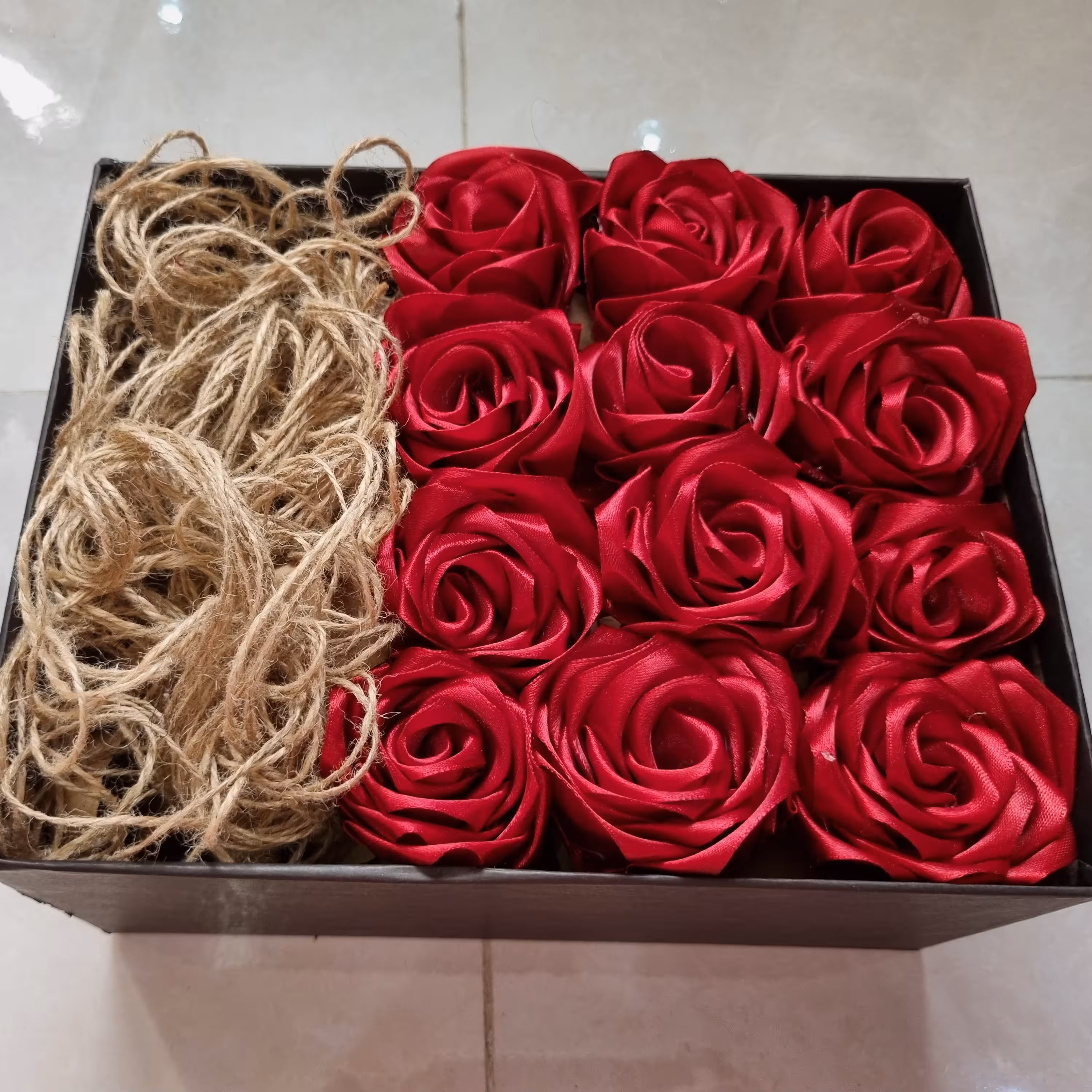 باکس هدیه گل رز 
