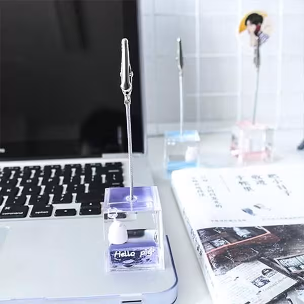 استند گیره عکس آکواریومی خوک کوچولو