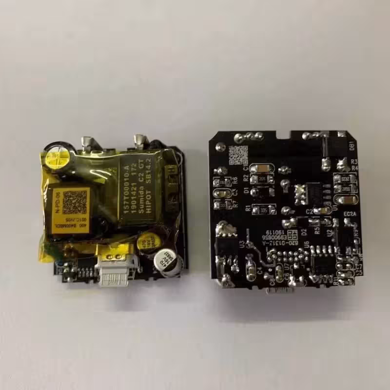 شارژر دیواری مدل 18 وات