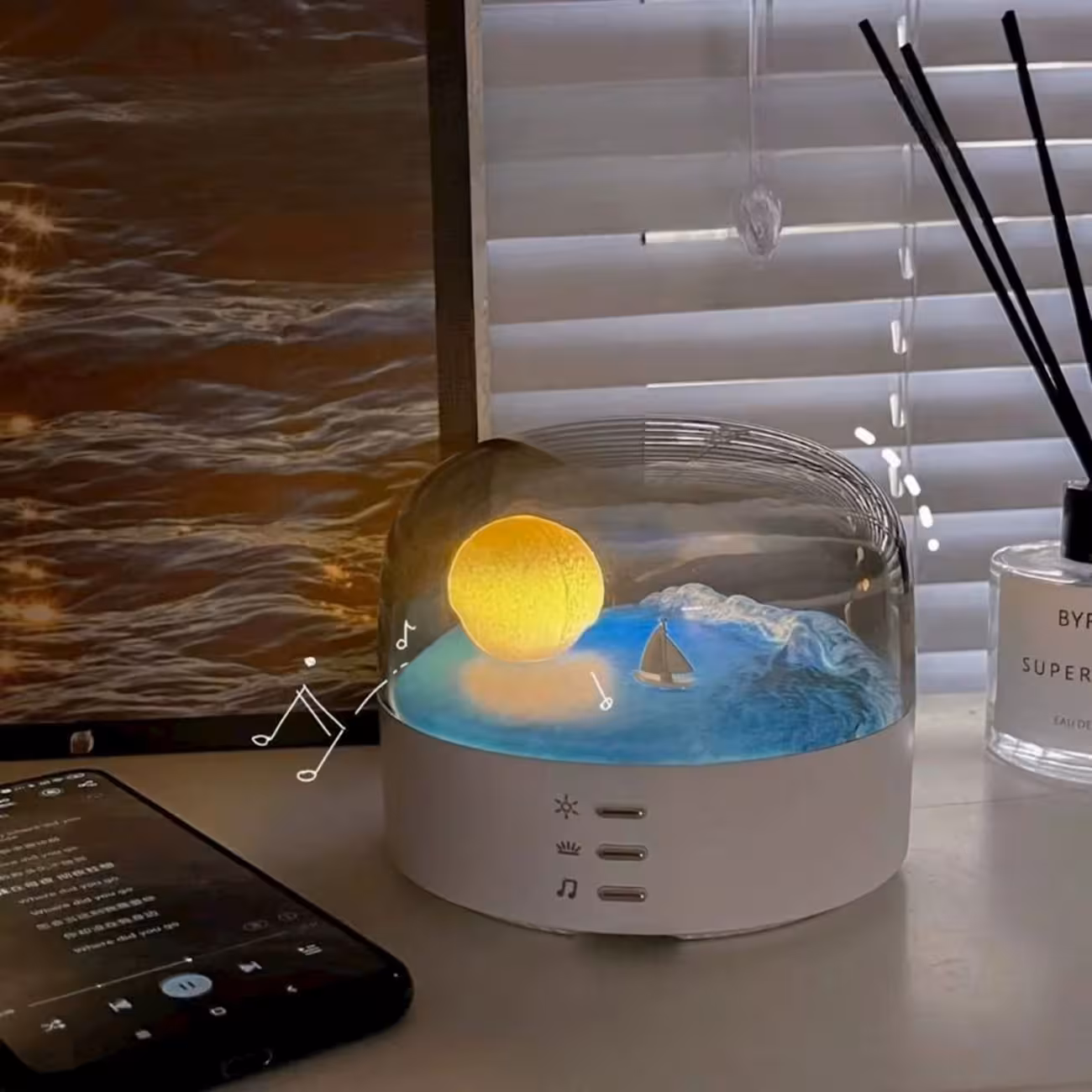 چراغ خواب رومیزی شارژی LJC-213 طرح ماه