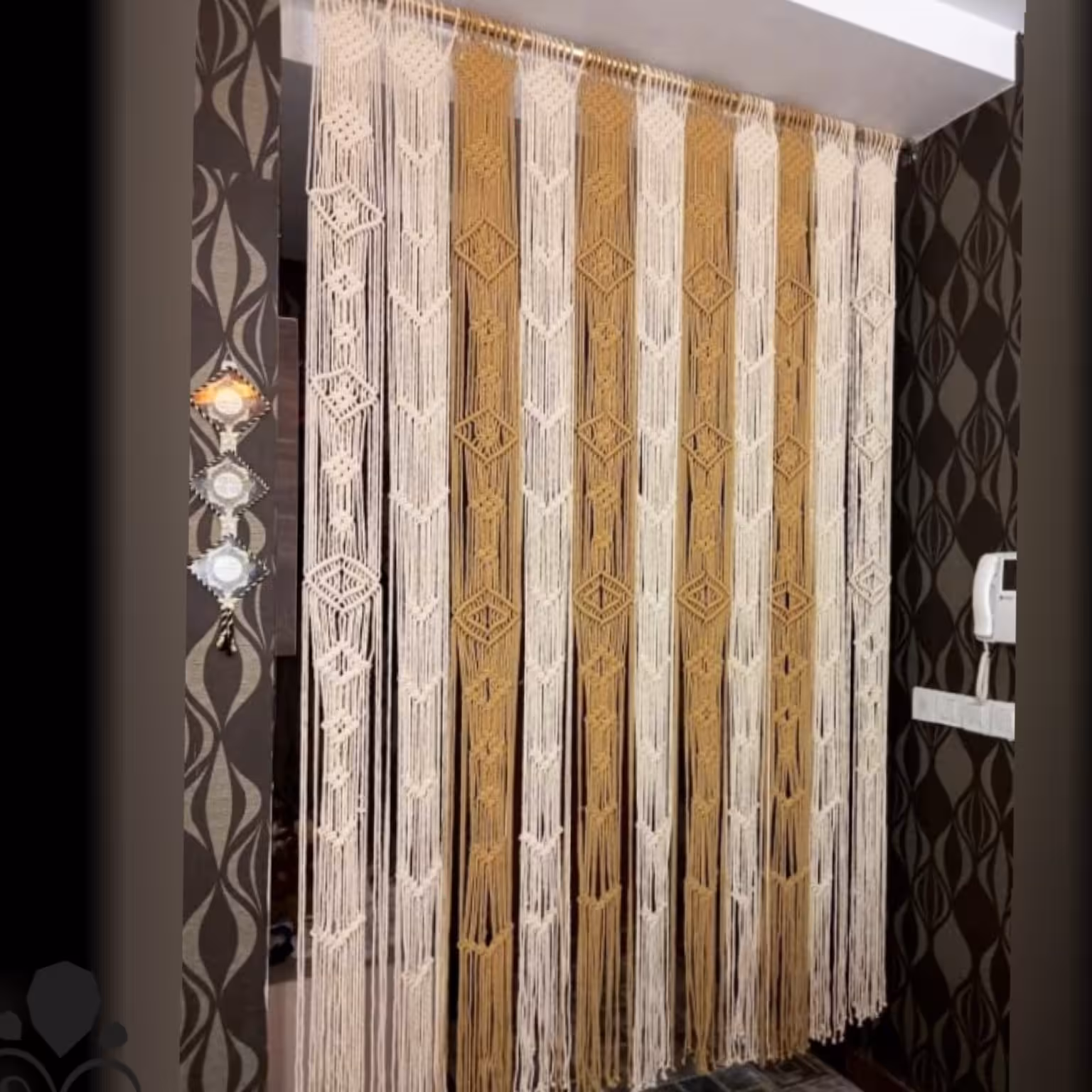 پرده شیک و زیبا (پس کرایه)