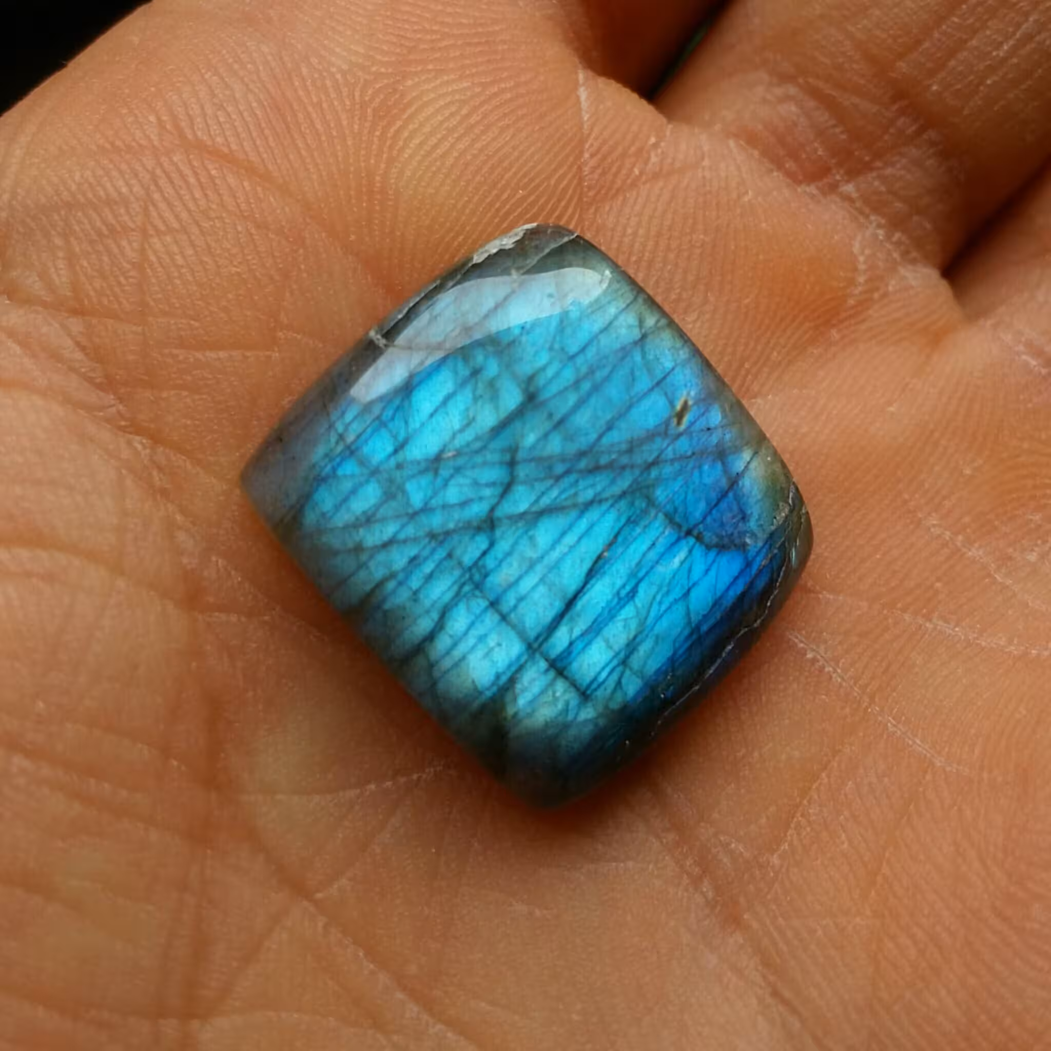 لابرادوریت آبی با تلالو نور بی نظیر و تکرار نشدنی طبیعی بدون بهسازی شییییک