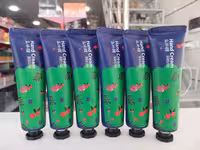 کرم‌ های مرطوب کننده میوه ای