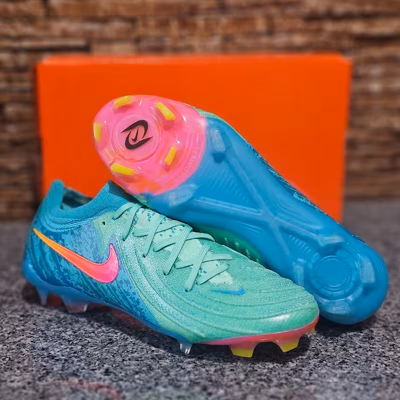 کفش فوتبال نایک فانتوم لونا الیت اف جی – Nike Phantom Luna Elite FG