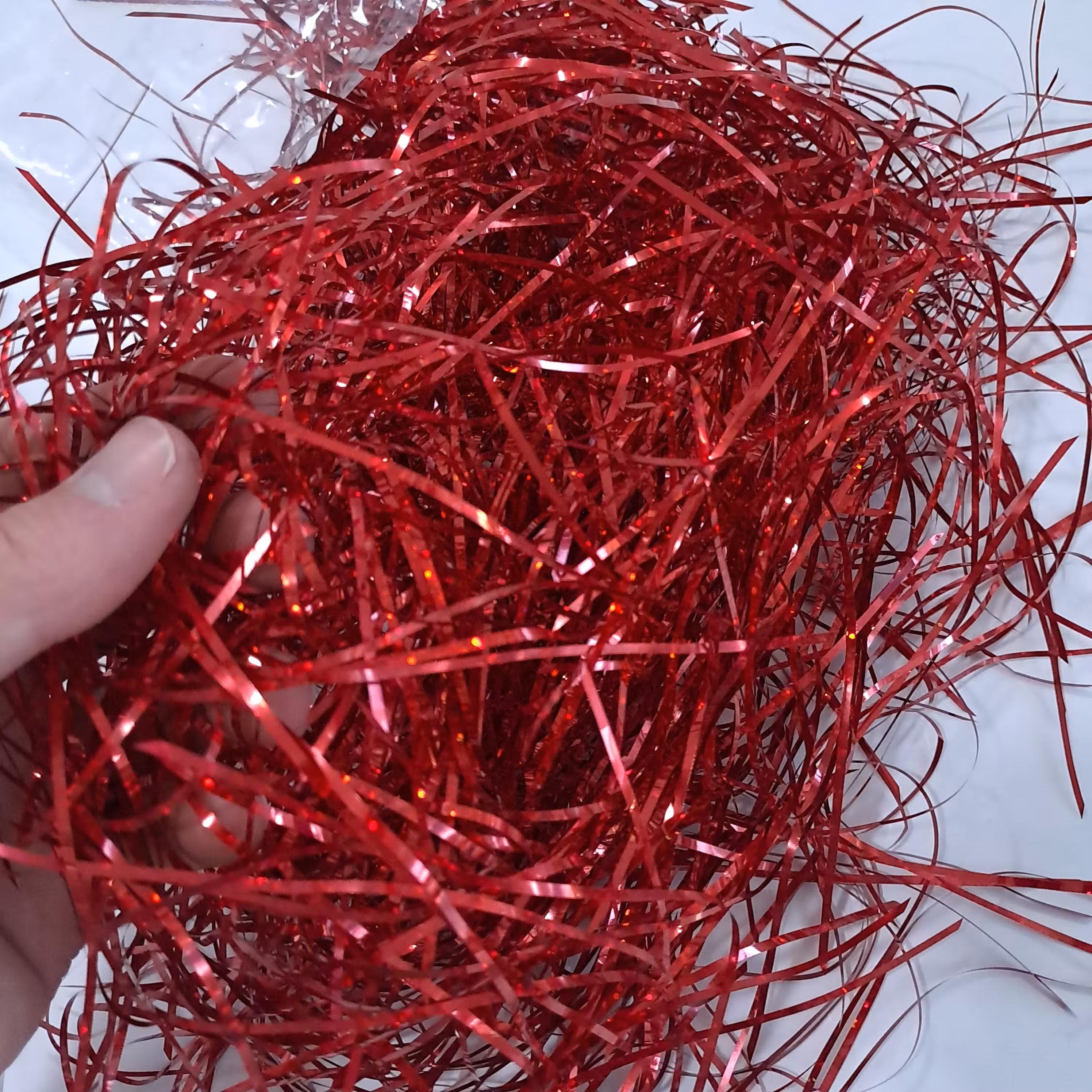 پوشال تزئینی کادو باکیفیت متالایز قرمز