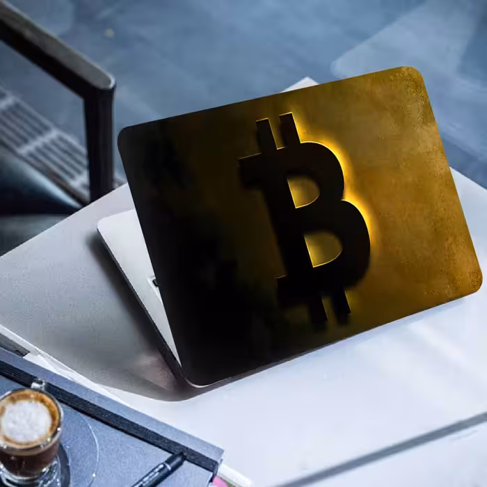 استیکر لپ تاپ طرح bitcoin کد p-1039 مناسب برای لپ تاپ 15.6 اینچ