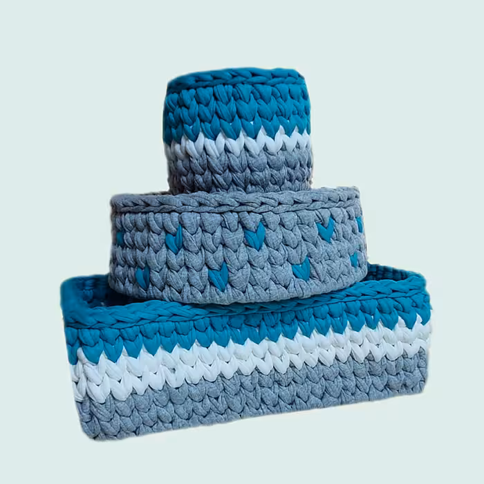 سبد قلاب بافی تریکو طرح سیسمونی کودک کد 2 مجموعه 3 عددی