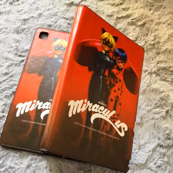 کیف کلاسوری طرح دختر کفشدوزکی کد TB016 مناسب برای تبلت سامسونگ Galaxy Tab A7 10.4 2020 T505