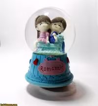 گوی موزیکال برفی (گوی موزیکال دختروپسر Romantic) سایز متوسط