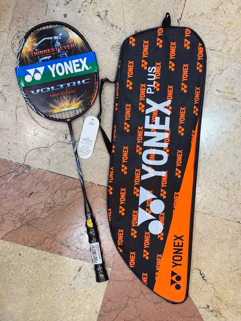 خرید راکت بدمینتون یونکس کربن دار