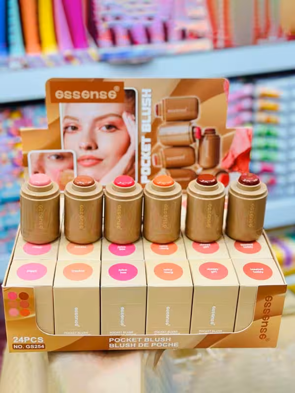 رژگونه استیکی اسنس