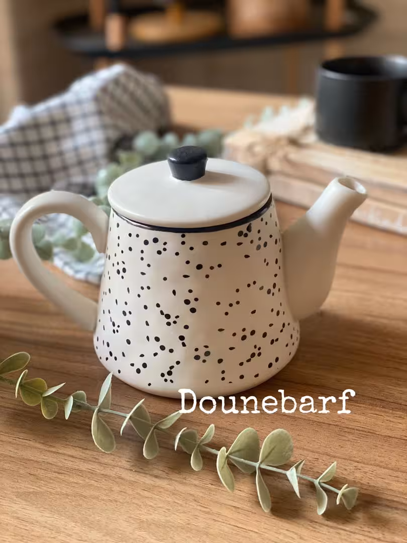 قوری خالدار