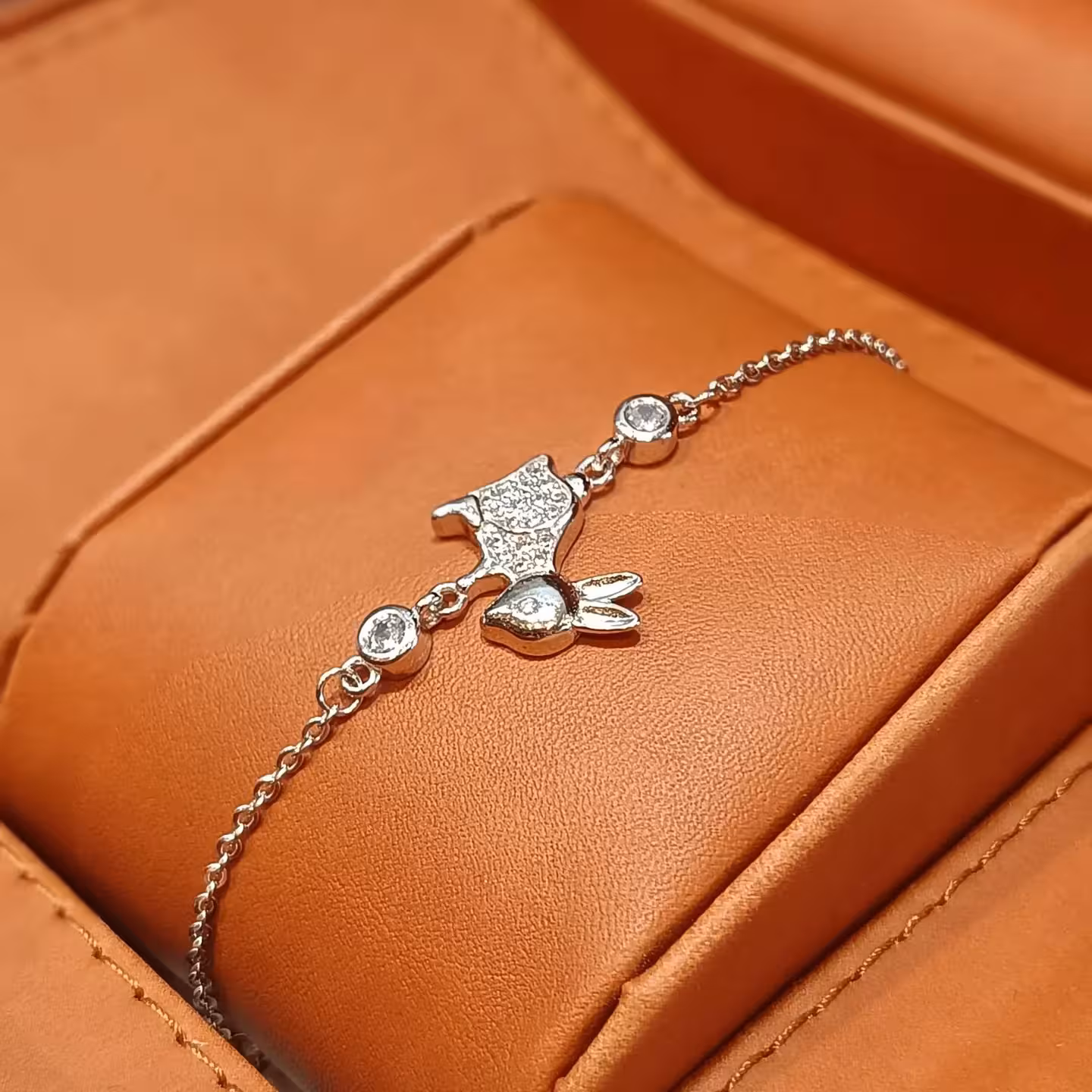 دستبند نقره زنانه Sb842