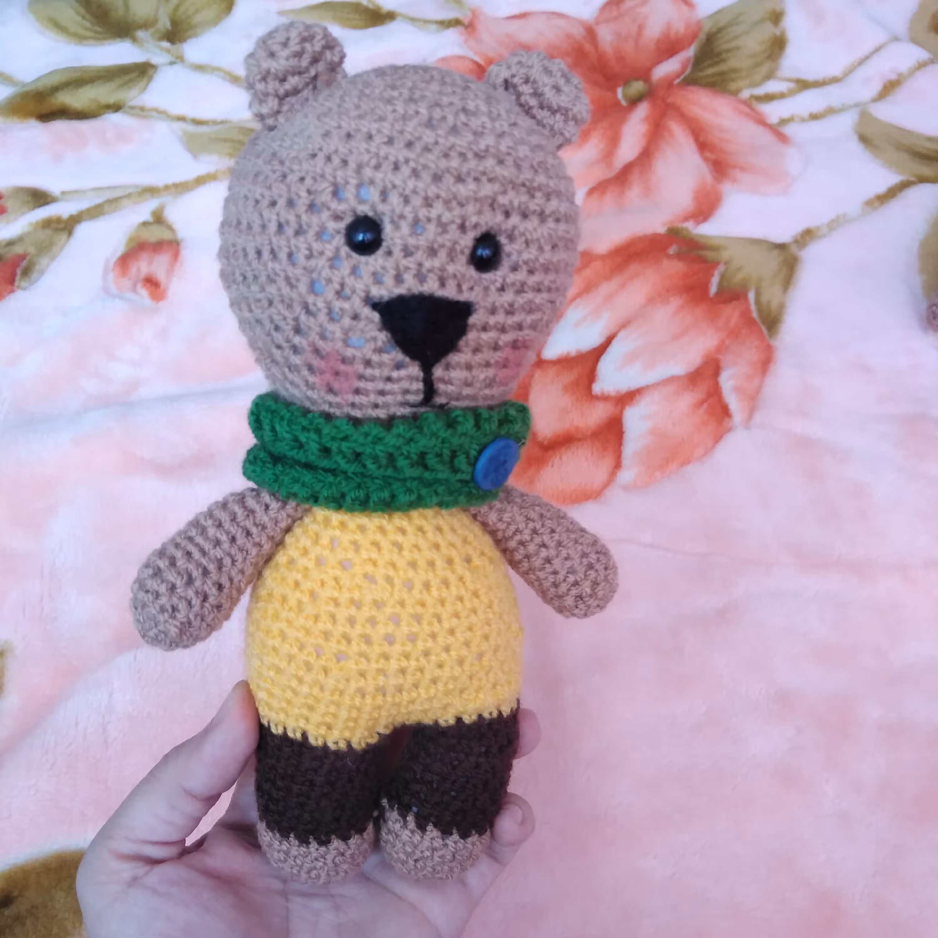 خرس دستبافت قابل شستشو بافته شده با کاموا ایرانی 