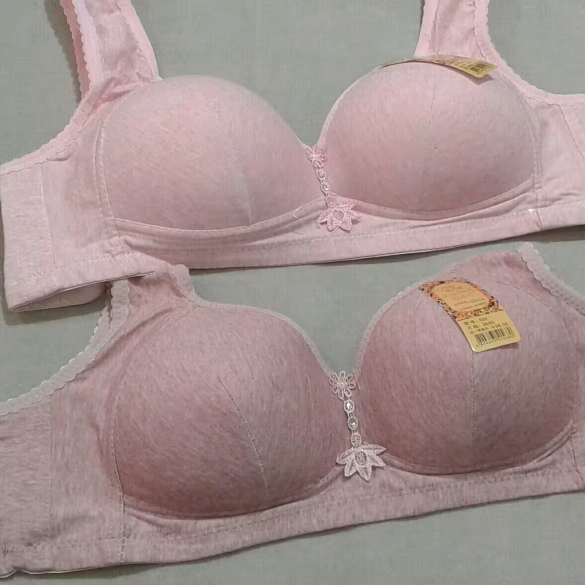 سوتین اسفنجی بی فنر