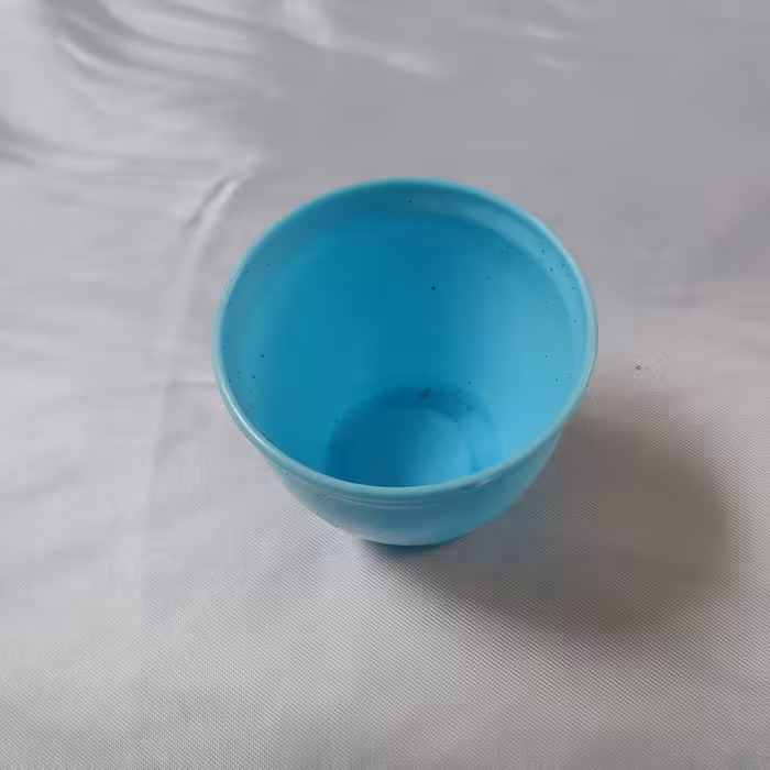 گلدان پلاستیکی مدل کلاسیک سایز 6 رنگ آبی کم رنگ