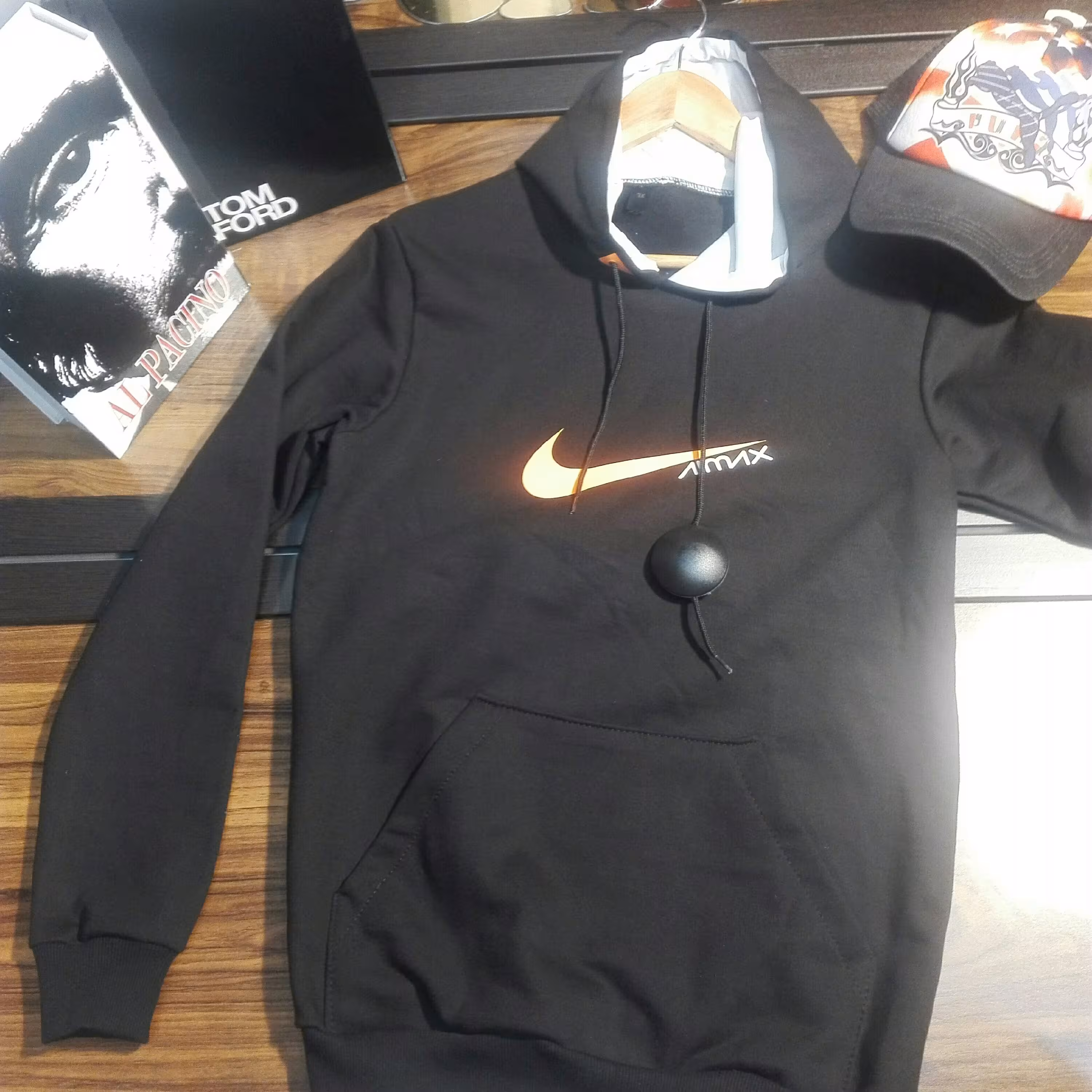 هودی کلاه دار نایک مشکی سایز لارج