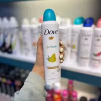 اسپری بدن داو با رایحه گلابی و آلوئه ورا