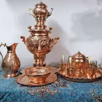 سماور ذغالی زغالی مسی با سرویس کل عکس همه با هم جمعا 