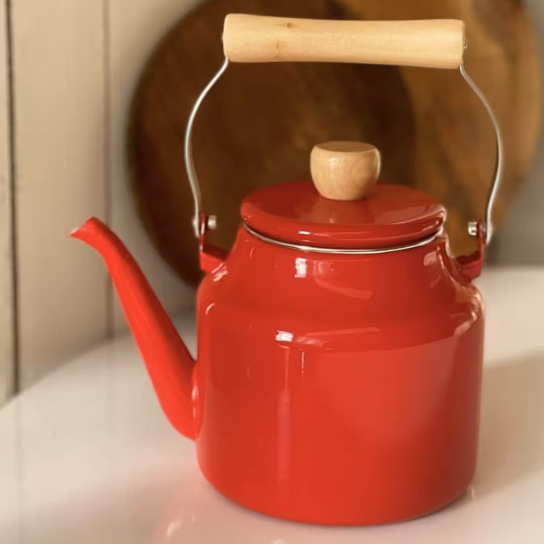 کتری لعابی 2.5 لیتری قرمز-مدرن و مینیمال