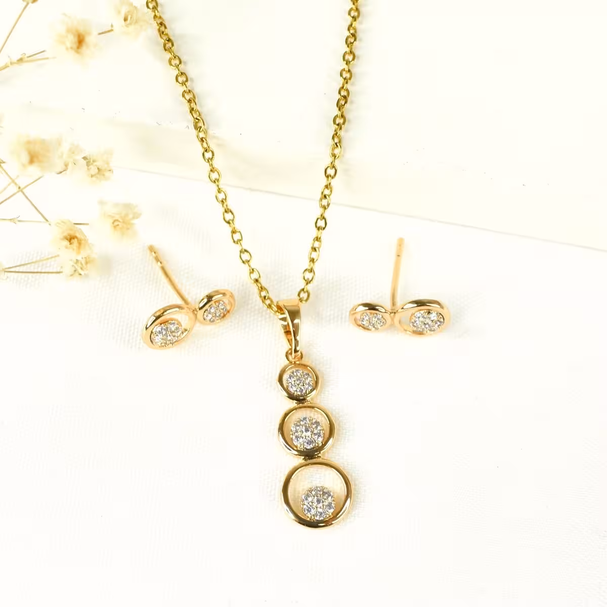 نیمست دایره وسط نگین برند ژوپینگ  با زنجیر استیل 45 سانتی کد 8738