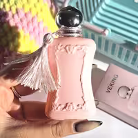 عطر 25 میل VEKING COLO رایحه مارلی دلینا