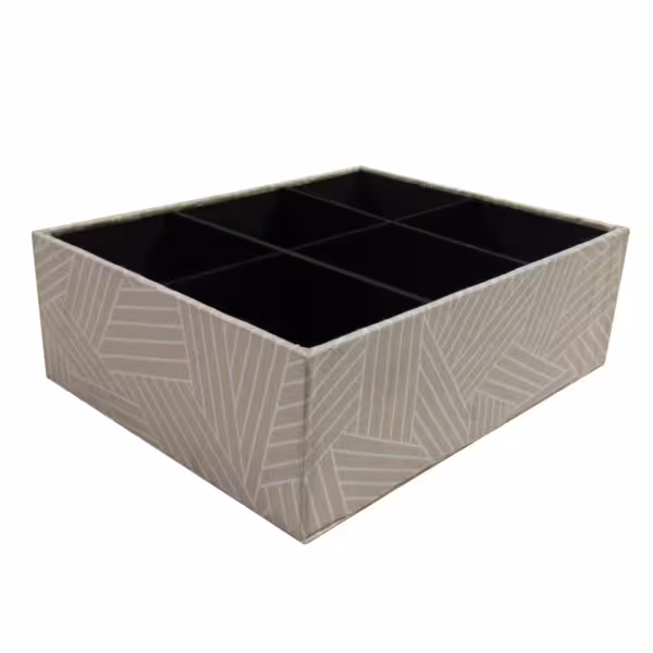 ماتیاس جعبه 6 خانه زمینه کرم طرح خطوط سفید