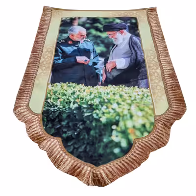 پرچم مدل رهبری و حاج قاسم طرح دالبری