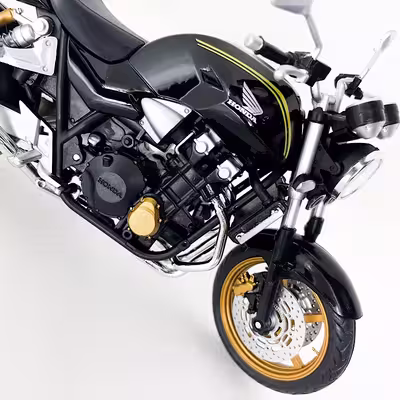 موتور بازی مدل CB 1300